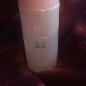 Glossier Solution